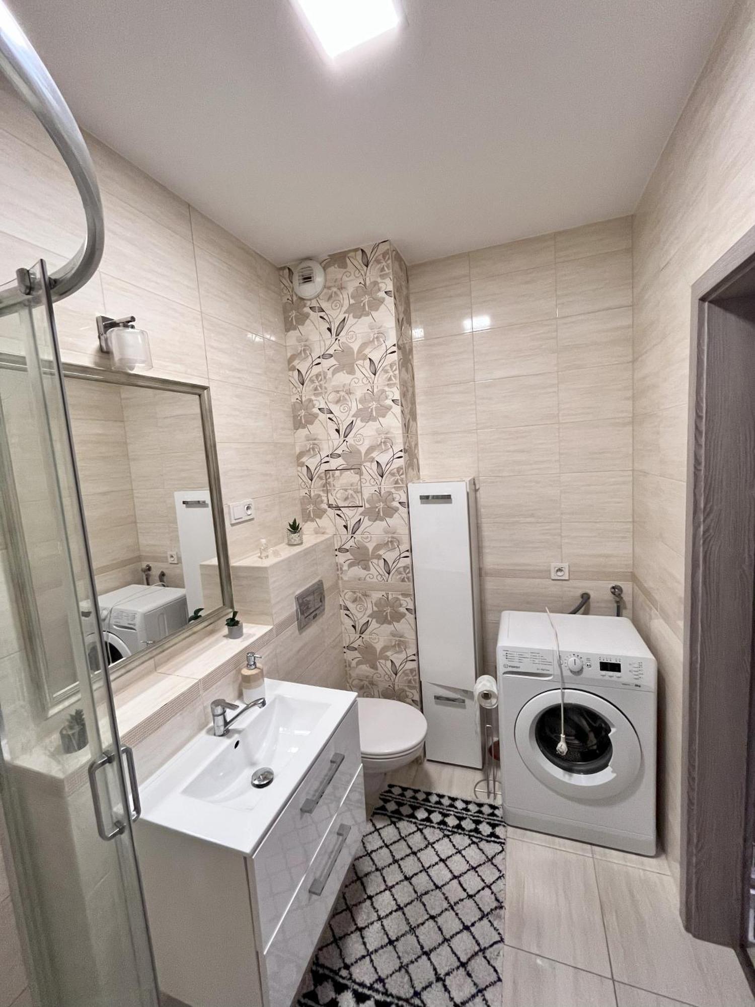 Apartment Metro Slodowiec Free Parking Warsaw Exterior photo